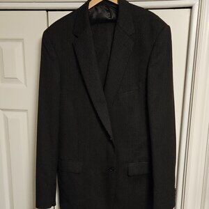 Refined Signature Carrington Charcoal Pinstripe Wool Suit - 100% Wool